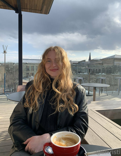 Naakte gelekte OnlyFans-foto van Lilkristi