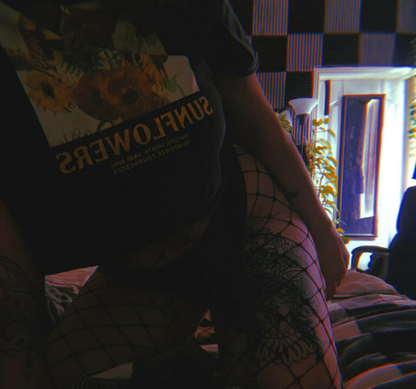 Naakte gelekte OnlyFans-foto van Sage111