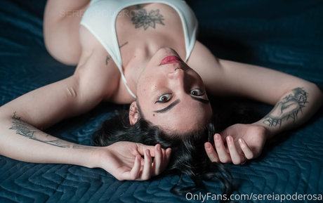 Naakte gelekte OnlyFans-foto van Hotsirenfree