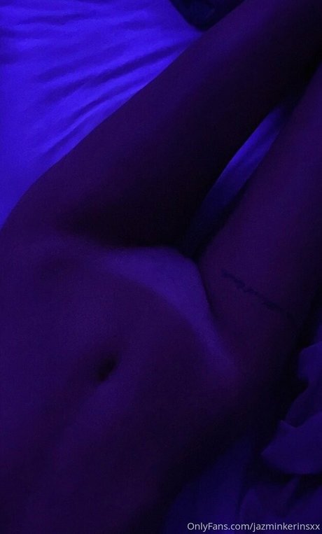 Naakte gelekte OnlyFans-foto van Jazzkerins