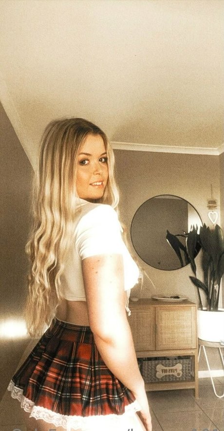 Naakte gelekte OnlyFans-foto van Bunnyy101