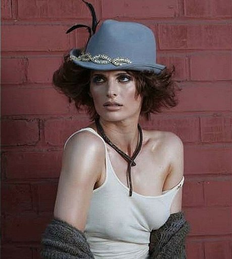 Naakte gelekte OnlyFans-foto van Stana Katic