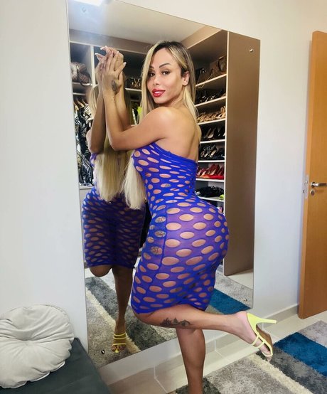 Naakte gelekte OnlyFans-foto van Agatha Ferraz
