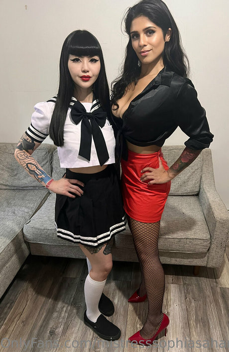 Mistresssophiasahara