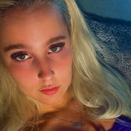 Naakte gelekte OnlyFans-foto van Phoenixsloan