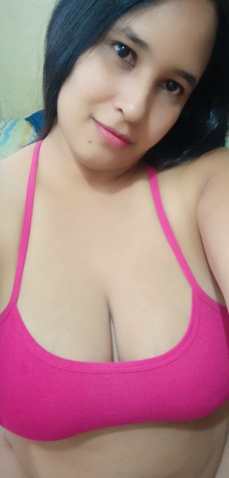 Naakte gelekte OnlyFans-foto van Girlcompany88