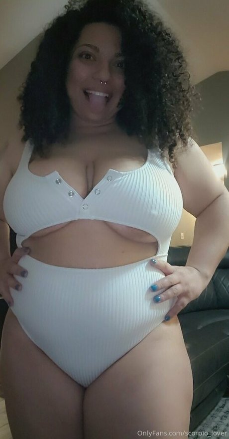 Naakte gelekte OnlyFans-foto van Hotlips