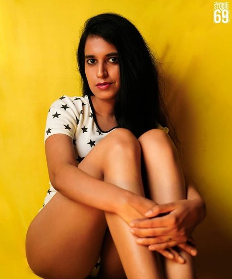 Naakte gelekte OnlyFans-foto van Foxy Queen