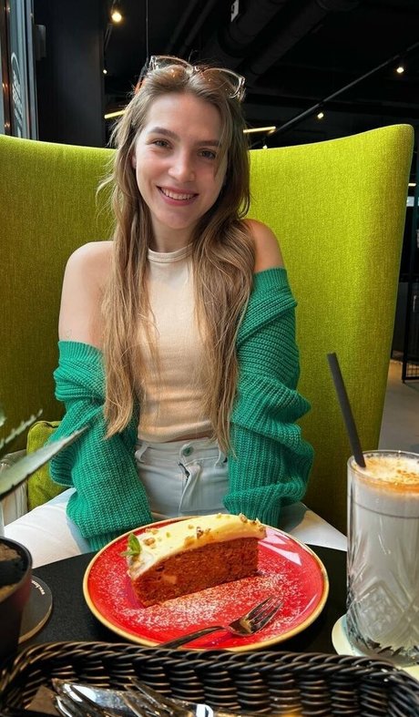 Naakte gelekte OnlyFans-foto van Abbyroseee