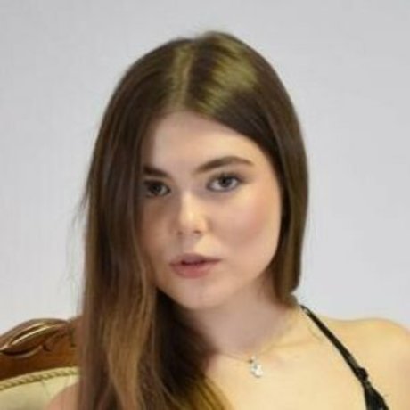 Naakte gelekte OnlyFans-foto van Milenabelucci