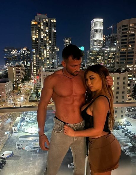 Naakte gelekte OnlyFans-foto van Kazumisworld