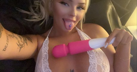 Nicolehlynn