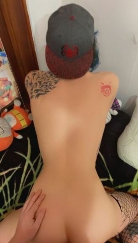 Naakte gelekte OnlyFans-foto van Softboxboi