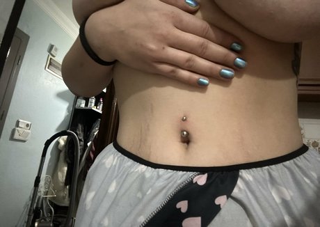 Naakte gelekte OnlyFans-foto van Egem V