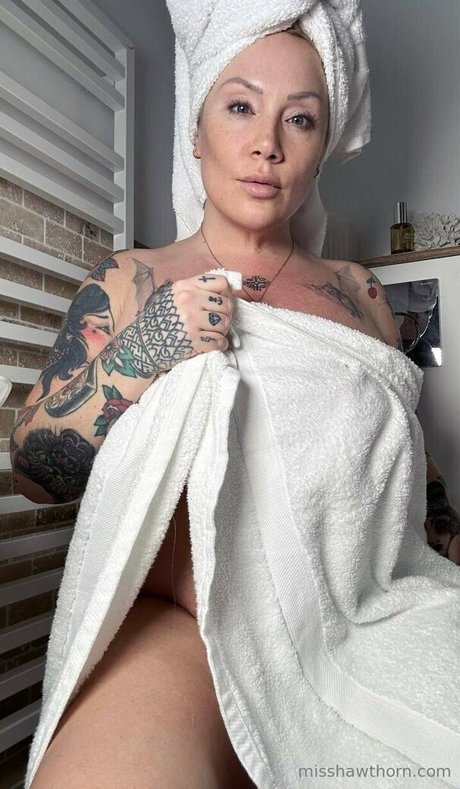 Naakte gelekte OnlyFans-foto van Misshawthorn