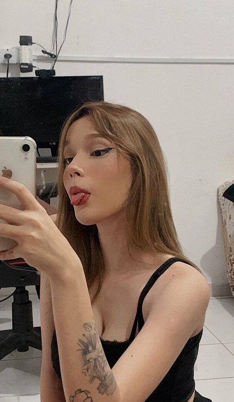 Naakte gelekte OnlyFans-foto van Hdceli