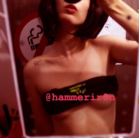 Naakte gelekte OnlyFans-foto van Hammerir0n