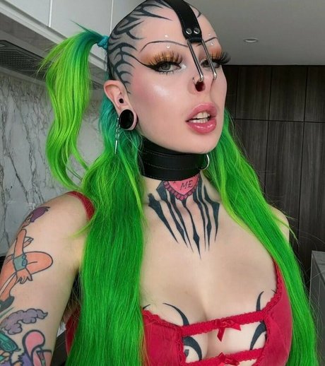 Naakte gelekte OnlyFans-foto van Frankie Phantom