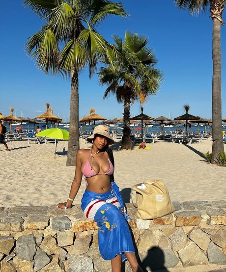 Naakte gelekte OnlyFans-foto van Capeverdian