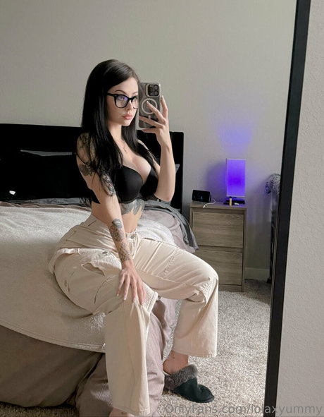 Lolaknivesxz