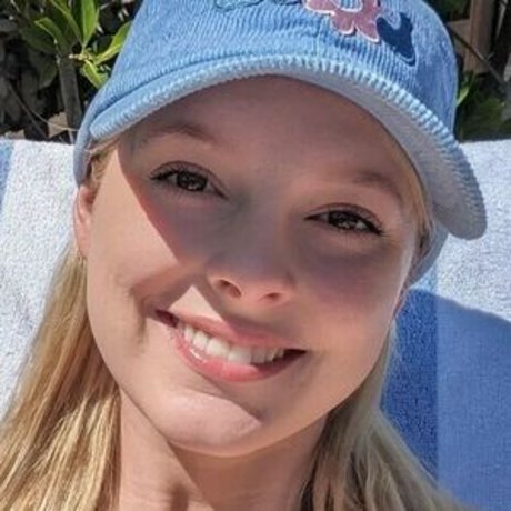 Naakte gelekte OnlyFans-foto van Briana White