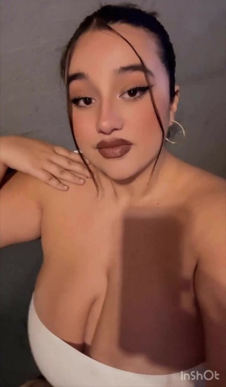 Naakte gelekte OnlyFans-foto van Neereeewiii