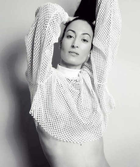 Naakte gelekte OnlyFans-foto van Laetitia Eido