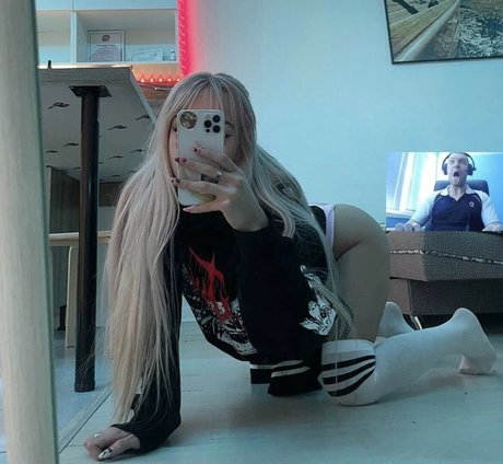Naakte gelekte OnlyFans-foto van Toxiclali