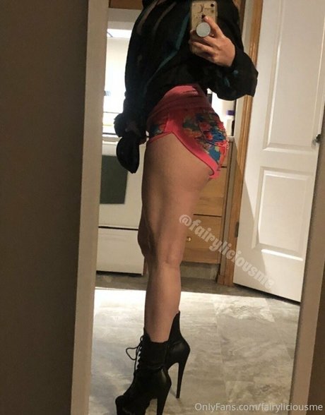 Naakte gelekte OnlyFans-foto van Fairyliciousme