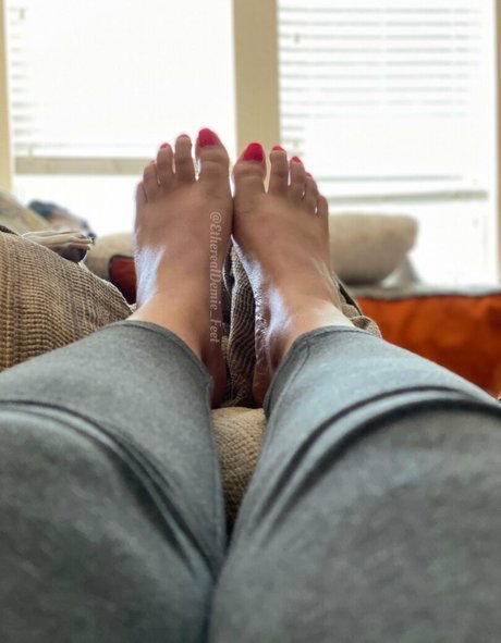 Etherealdemiefeet