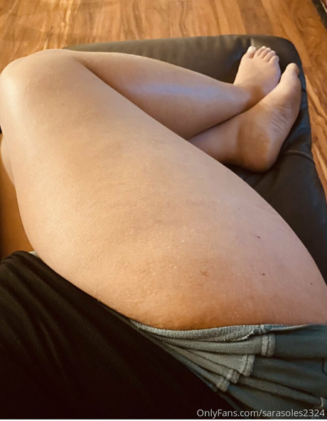 Naakte gelekte OnlyFans-foto van Sarasoles2324