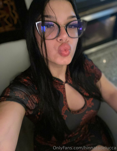 Naakte gelekte OnlyFans-foto van Hinnatadelucca