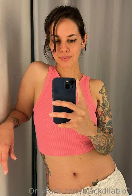 Naakte gelekte OnlyFans-foto van Blackdiiablo