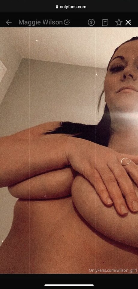 Naakte gelekte OnlyFans-foto van Maggie Wilson