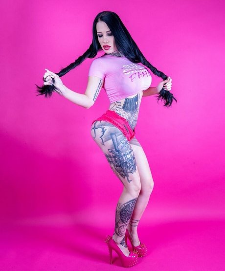 Naakte gelekte OnlyFans-foto van Miss Alessa Milano