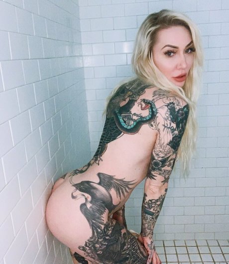 Naakte gelekte OnlyFans-foto van Theparisvipervip