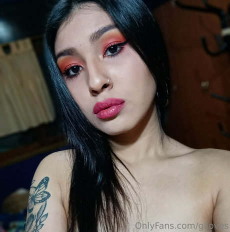 Naakte gelekte OnlyFans-foto van Gilady