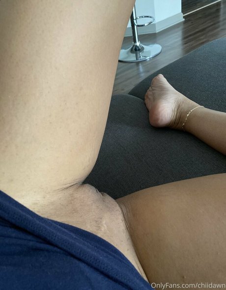 Naakte gelekte OnlyFans-foto van Chiidawn
