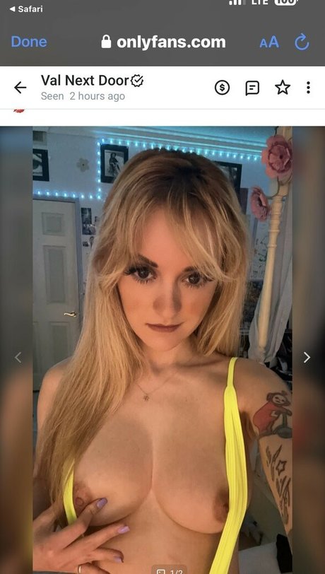 Naakte gelekte OnlyFans-foto van Valnextdoor