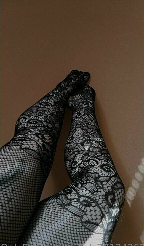 Naakte gelekte OnlyFans-foto van Nikola77124367