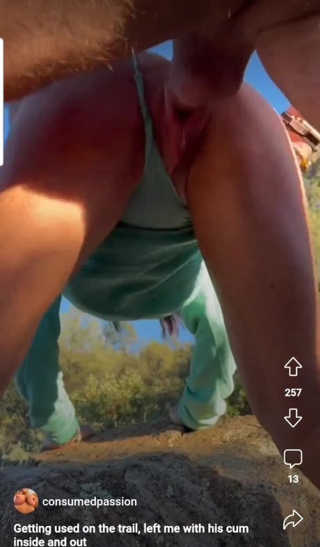 Naakte gelekte OnlyFans-foto van Consumedpassion