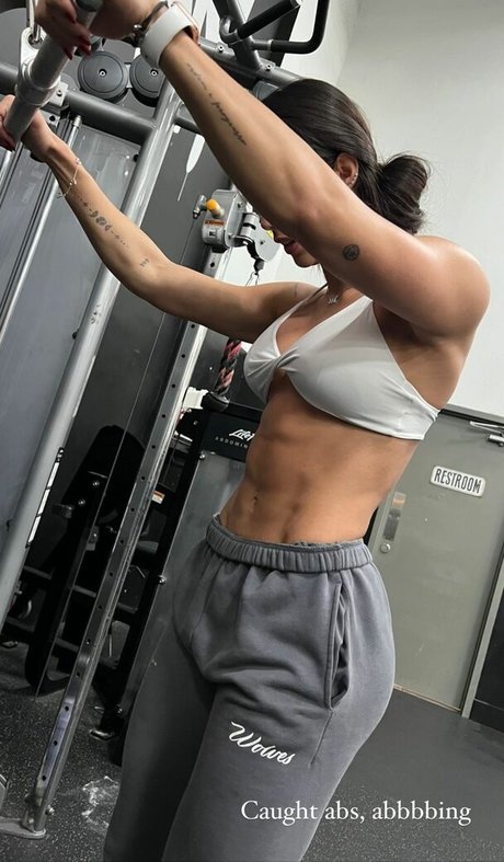 Hyllary Oliveira