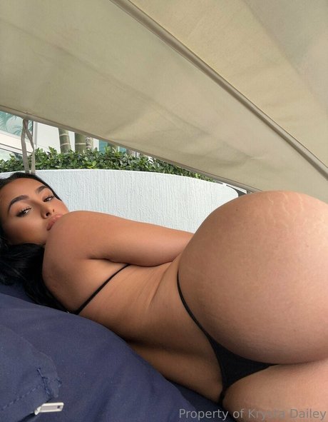 Naakte gelekte OnlyFans-foto van Favoriteprincesskk