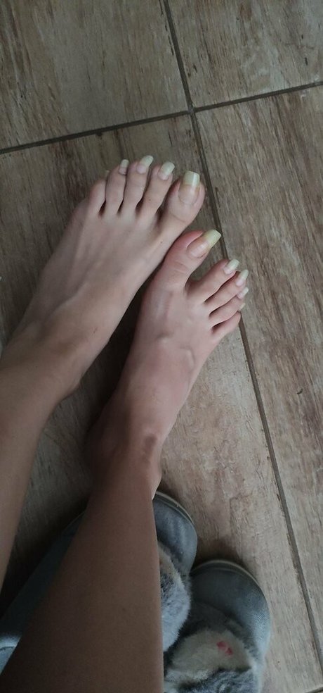 Naakte gelekte OnlyFans-foto van Scarletbunnyy