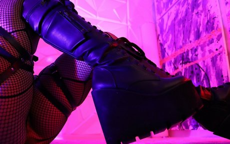 Naakte gelekte OnlyFans-foto van Yukimicosplayfree