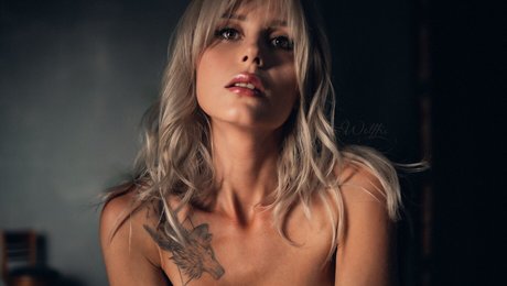 Naakte gelekte OnlyFans-foto van Wolffix