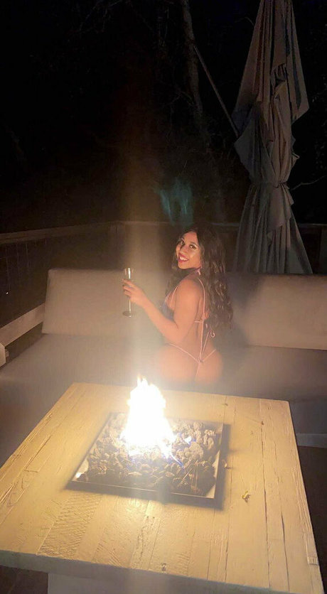 Naakte gelekte OnlyFans-foto van Goddessmostwanted