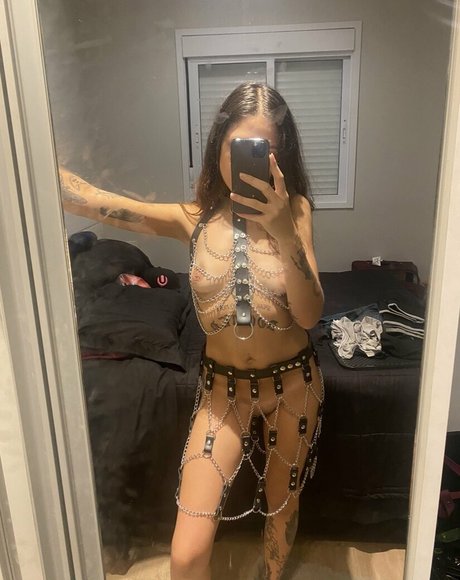 Naakte gelekte OnlyFans-foto van Mrhsnt