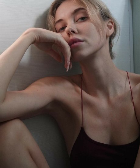 Naakte gelekte OnlyFans-foto van Irynaki