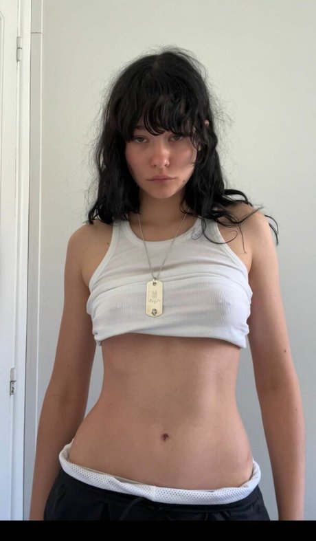 Naakte gelekte OnlyFans-foto van Evgenianirka